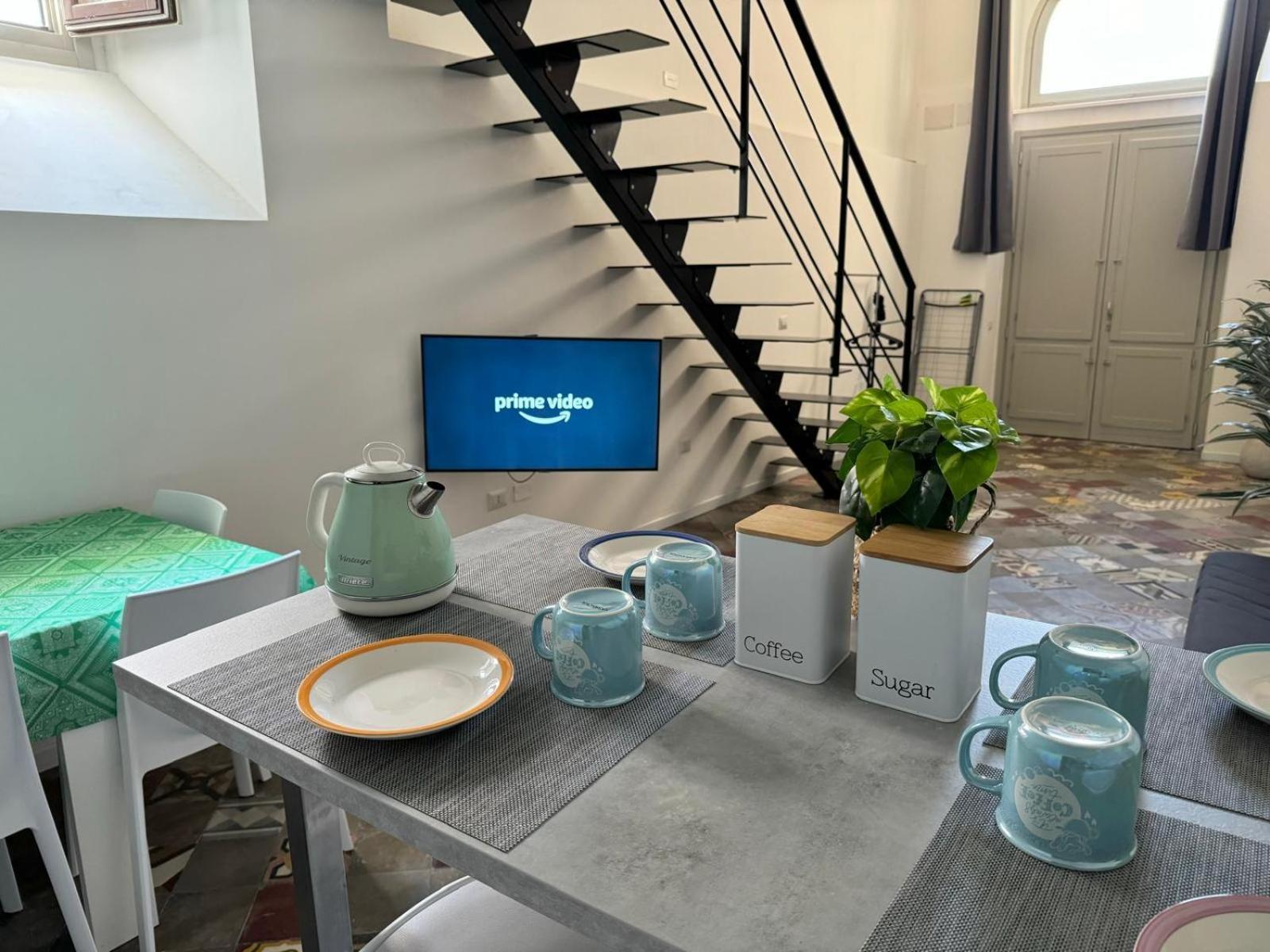 Casa Flora, A Panoramic Flat With Free Car Parking Apartment
